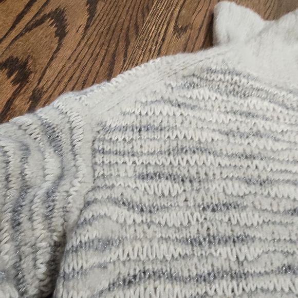 LAFAYETTE 148 Cashmere blend Relaxed Fit Turtleneck With Metallic Thread - Picture 4 of 9